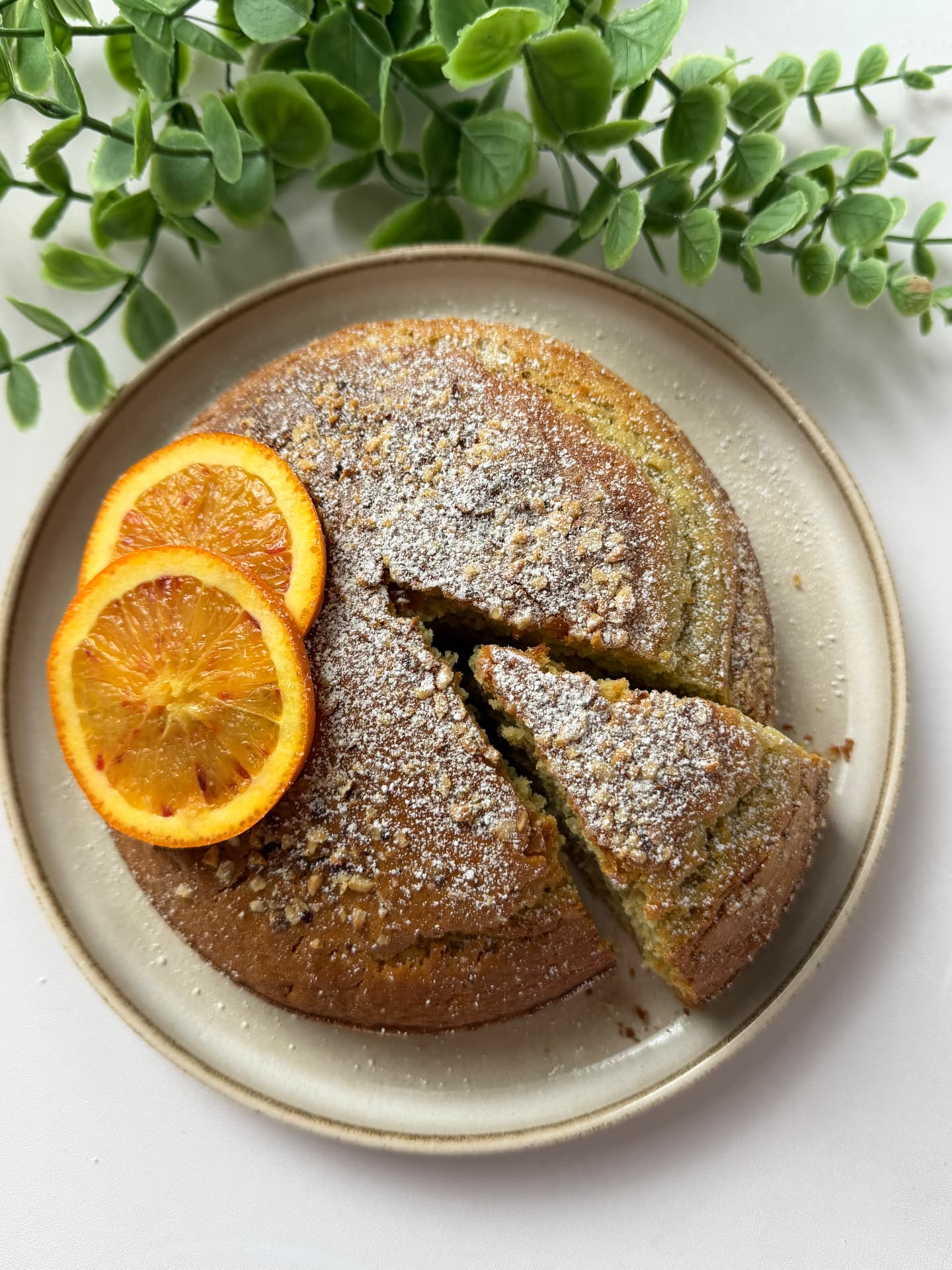 Torta all'arancia con mandorle